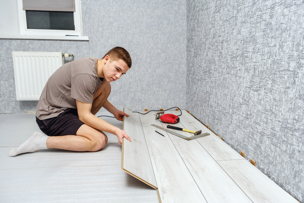 Guide pratique pour installer du parquet flottant chez soi